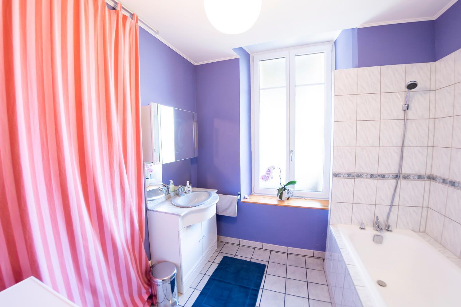 L'Enchantraine - Gite Tout Confort Et Tarif Tout Inclus - Appartement Spacieux Et Accueillant Sur エピナル エクステリア 写真