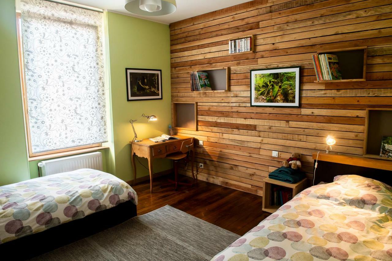 L'Enchantraine - Gite Tout Confort Et Tarif Tout Inclus - Appartement Spacieux Et Accueillant Sur エピナル エクステリア 写真